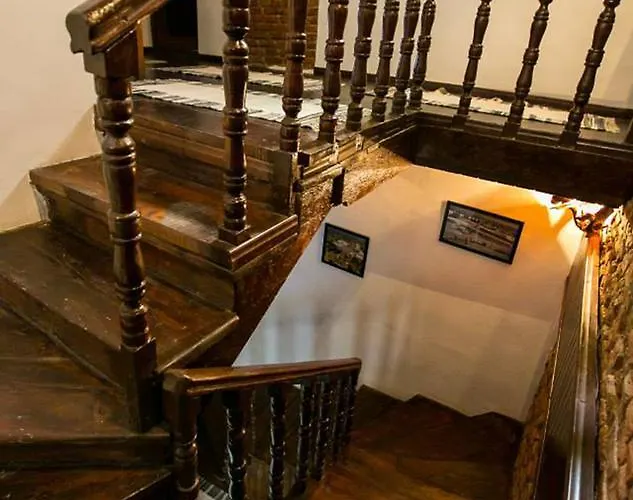 1928 3* Τίρανα