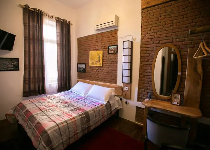 1928 3* Τίρανα