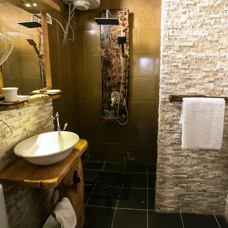 Hotel 1928 3*